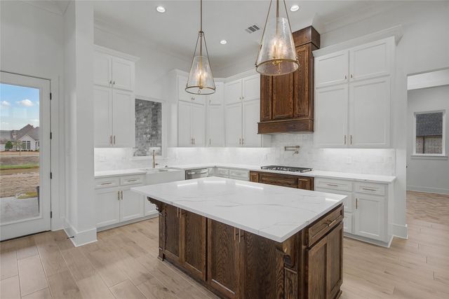 210 Tidewater Circle, Bossier City, LA 71111