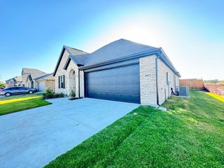 3300 Kingdom Drive, Denton, TX 76208