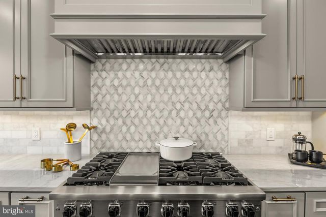 12017 EVENING RIDE DR, Potomac, MD 20854