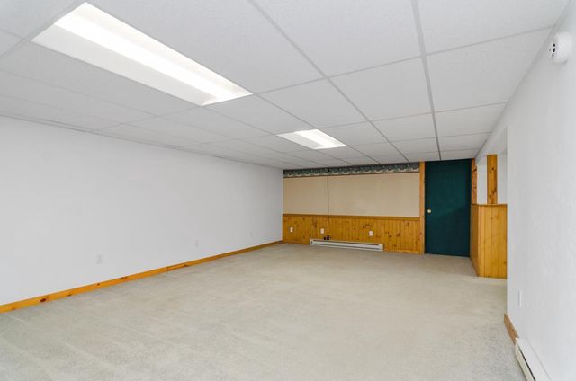 2594 WOOD LANE, Suamico, WI 54313