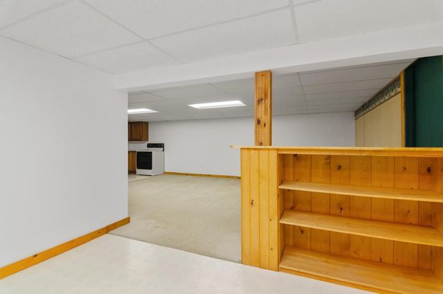 2594 WOOD LANE, Suamico, WI 54313