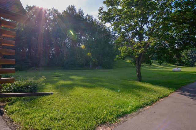2594 WOOD LANE, Suamico, WI 54313