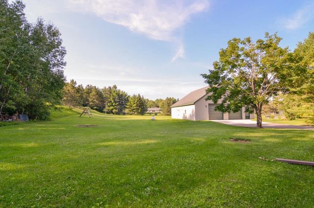 2594 WOOD LANE, Suamico, WI 54313