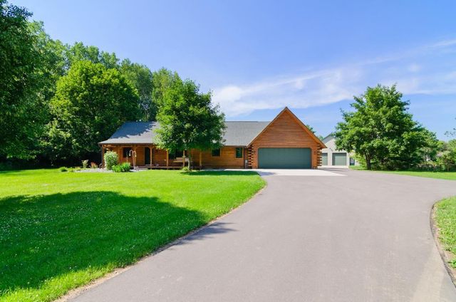 2594 WOOD LANE, Suamico, WI 54313