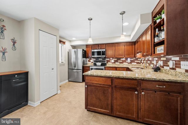 8189 MOUNTAIN ESTATE CT, Pasadena, MD 21122