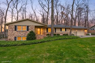 5880 Manorwood Drive, Oshtemo Twp, MI 49009