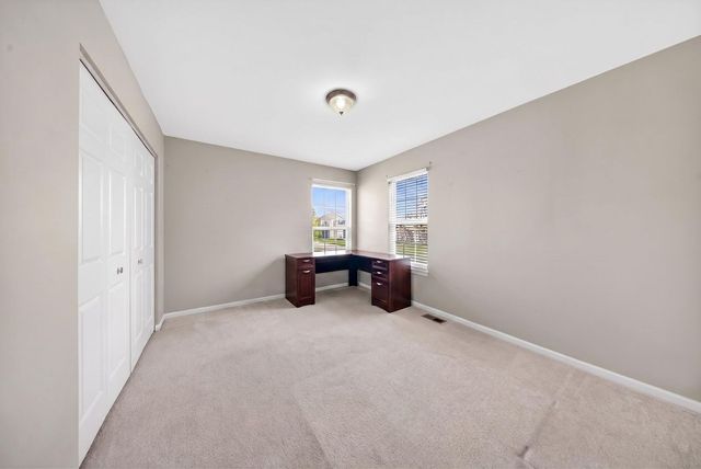 2107 Fairview Lane, Woodstock, IL 60098