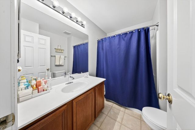 2107 Fairview Lane, Woodstock, IL 60098