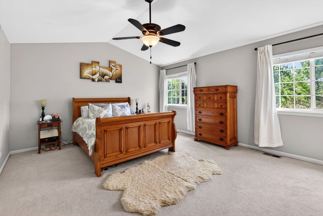 2107 Fairview Lane, Woodstock, IL 60098