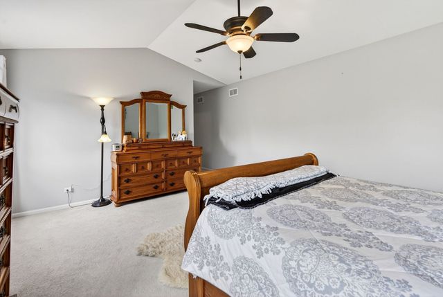 2107 Fairview Lane, Woodstock, IL 60098