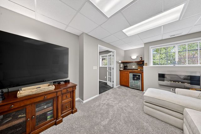 2107 Fairview Lane, Woodstock, IL 60098