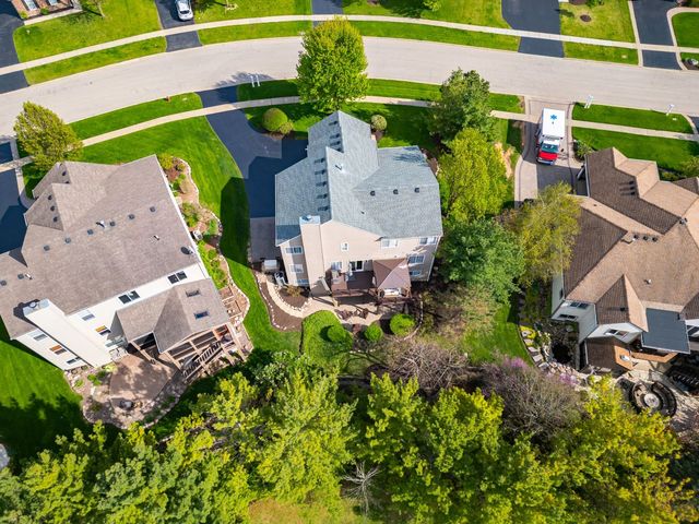 2107 Fairview Lane, Woodstock, IL 60098