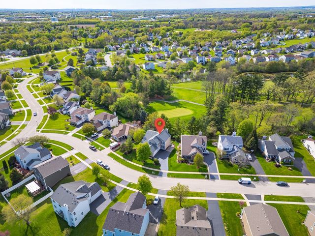2107 Fairview Lane, Woodstock, IL 60098