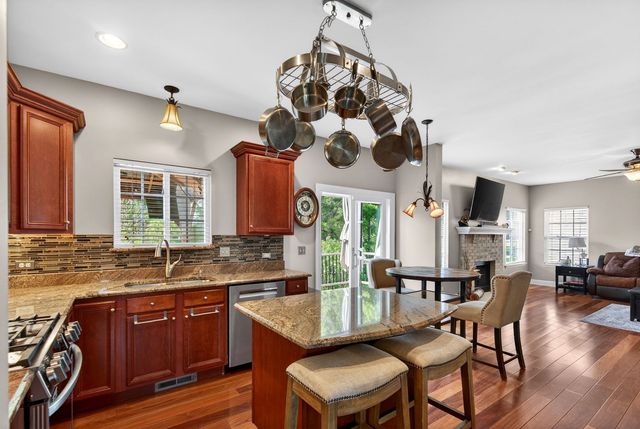 2107 Fairview Lane, Woodstock, IL 60098