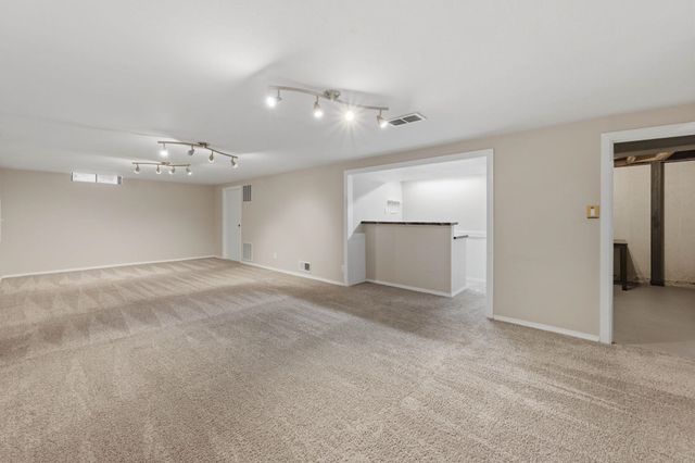 1021 S Wicker St, Wichita, KS 67207