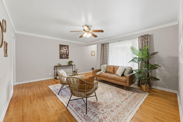 1021 S Wicker St, Wichita, KS 67207