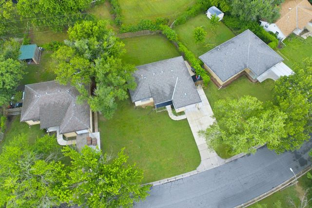 1021 S Wicker St, Wichita, KS 67207