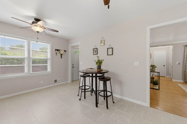 1021 S Wicker St, Wichita, KS 67207