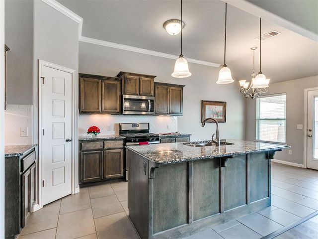 516 Talon Drive, Norman, OK 73072