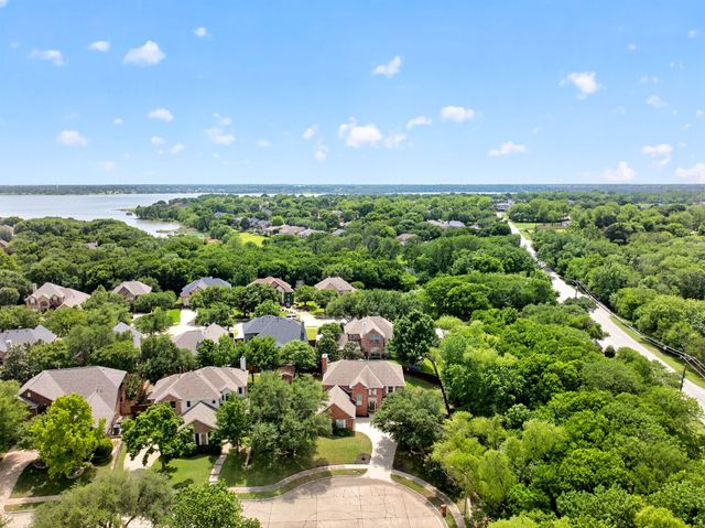 4502 Amanda Court, Rowlett, TX 75088