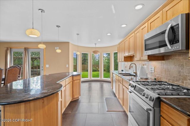 6980 W Gruening Place, Wasilla, AK 99623