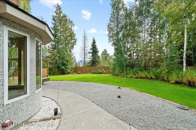 6980 W Gruening Place, Wasilla, AK 99623