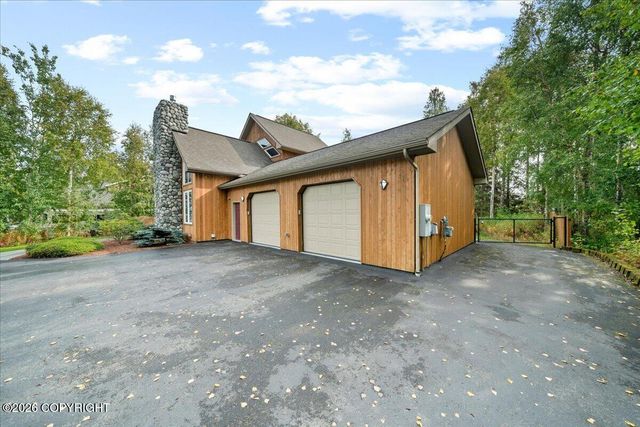 6980 W Gruening Place, Wasilla, AK 99623