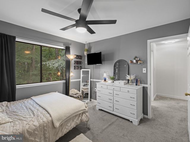 2321 EMERALD HEIGHTS CT, Reston, VA 20191