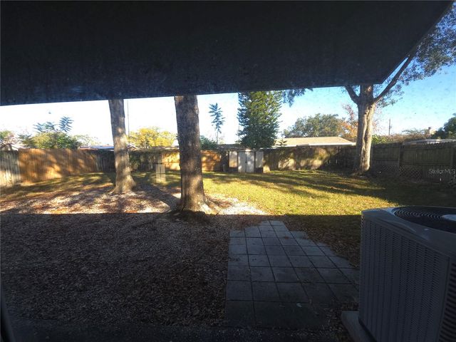 7604 N SANIBEL CIRCLE, Temple Terrace, FL 33637