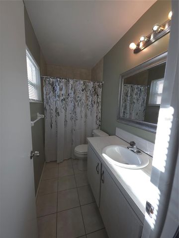 7604 N SANIBEL CIRCLE, Temple Terrace, FL 33637