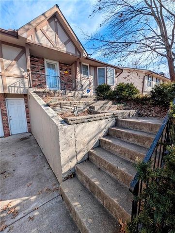 8113 N Serene Avenue, Kansas City, MO 64152