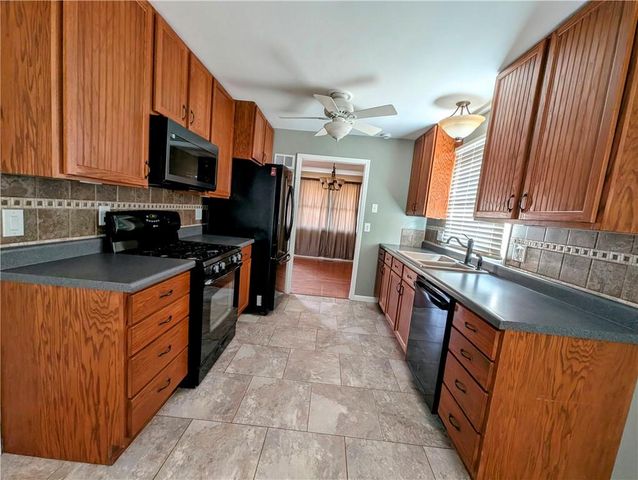 8113 N Serene Avenue, Kansas City, MO 64152