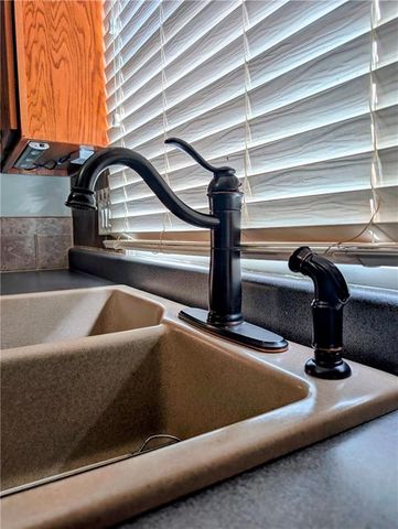 8113 N Serene Avenue, Kansas City, MO 64152