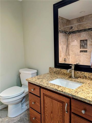 8113 N Serene Avenue, Kansas City, MO 64152