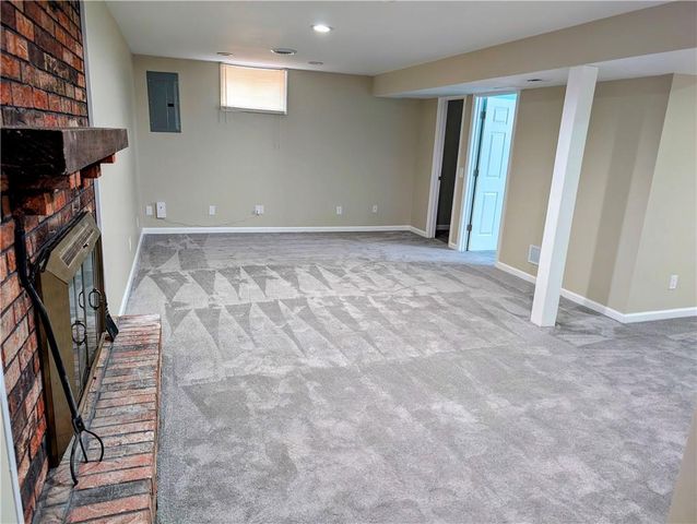 8113 N Serene Avenue, Kansas City, MO 64152