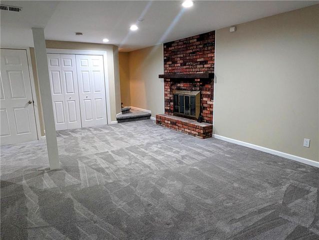 8113 N Serene Avenue, Kansas City, MO 64152