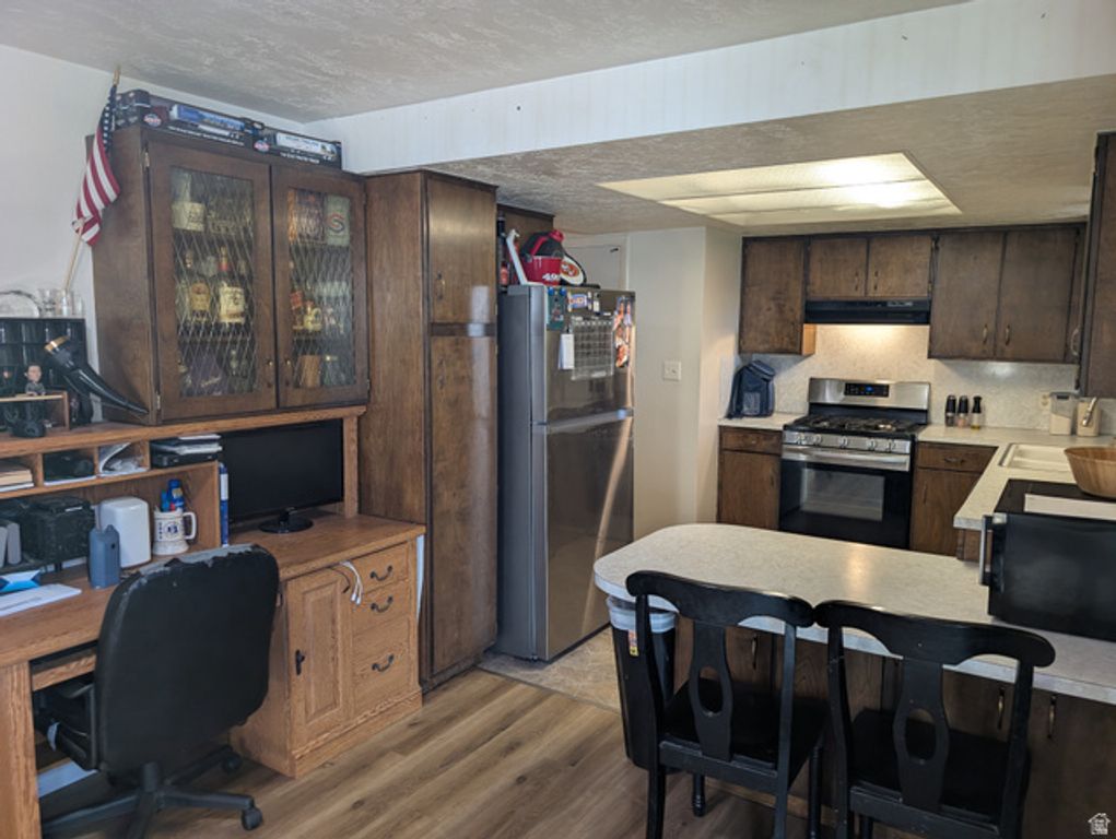 Image 7 of property listing at 2953 N 975 E, North Ogden, UT 84414