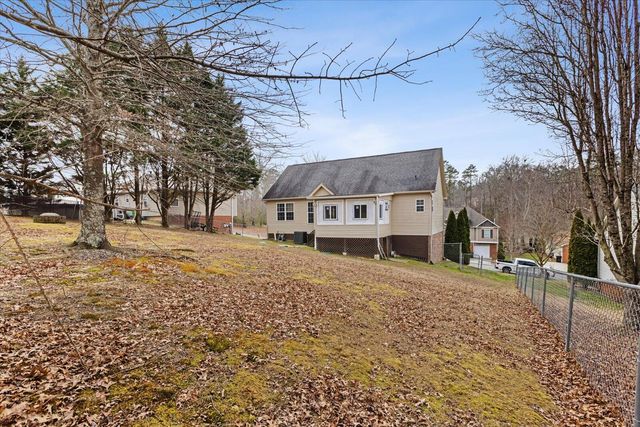 10564 Fielding Road, Ooltewah, TN 37363