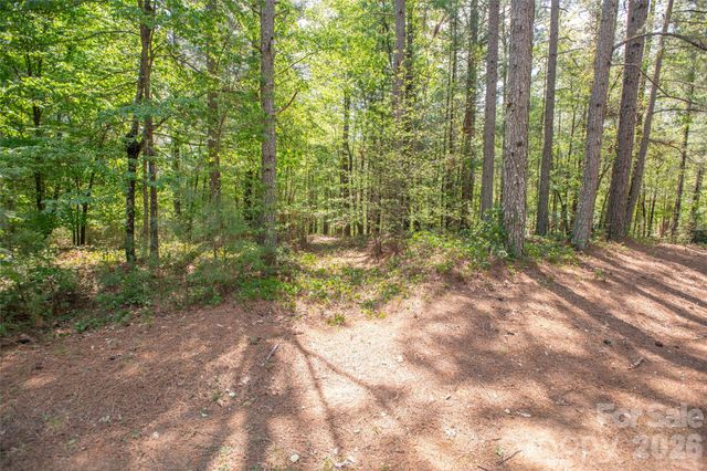 1518 W Paradise Harbor Drive, Connelly Springs, NC 28612