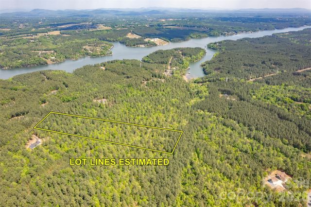 1518 W Paradise Harbor Drive, Connelly Springs, NC 28612