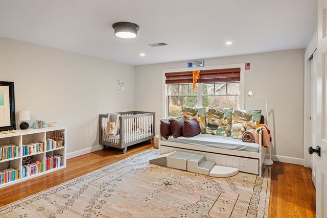 2 Edgewater Place, Winchester, MA 01890