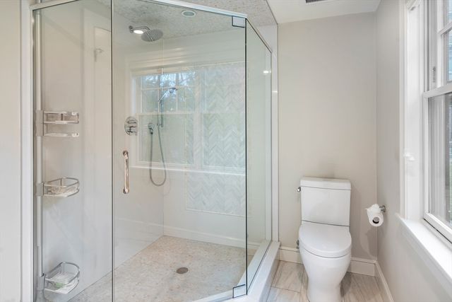 2 Edgewater Place, Winchester, MA 01890