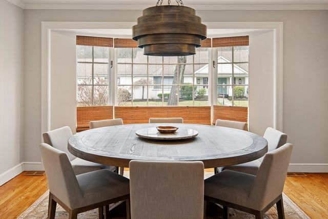 2 Edgewater Place, Winchester, MA 01890