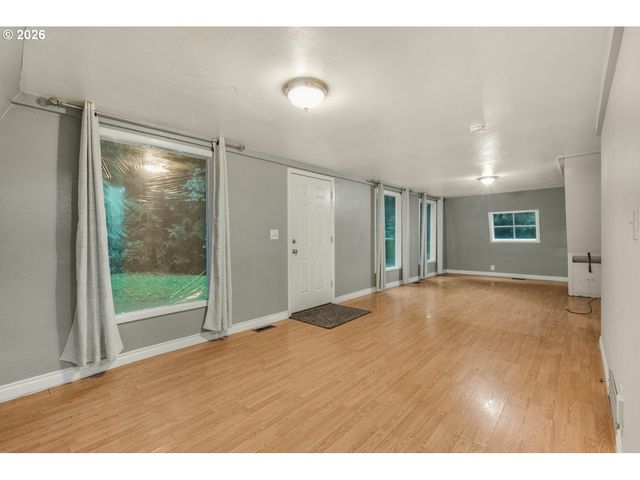 21575 Sw 70TH Ave, Tualatin, OR 97062