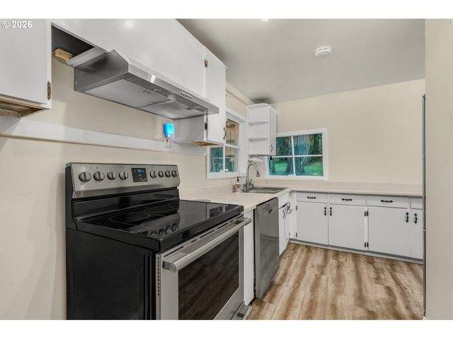 21575 Sw 70TH Ave, Tualatin, OR 97062