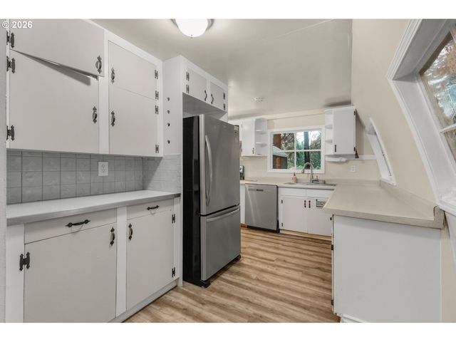 21575 Sw 70TH Ave, Tualatin, OR 97062