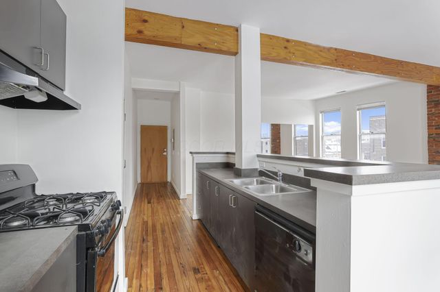 1131 N High Street, 301, Columbus, OH 43201