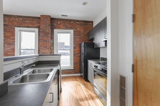 1131 N High Street, 301, Columbus, OH 43201