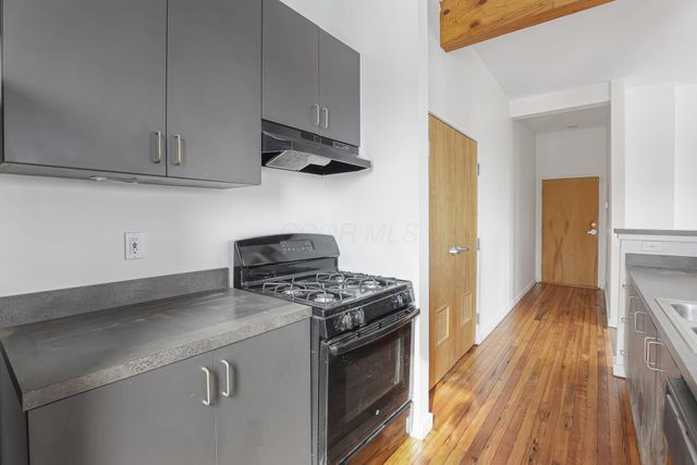 1131 N High Street, 301, Columbus, OH 43201