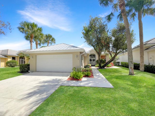 2913 SW Brighton Way, Palm City, FL 34990